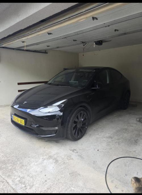 טסלה Model Y