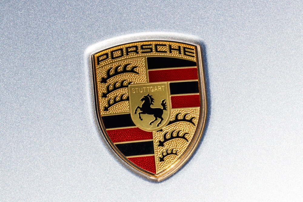 סיקור PORSCHE מודל MACAN Electric שנת 2023 